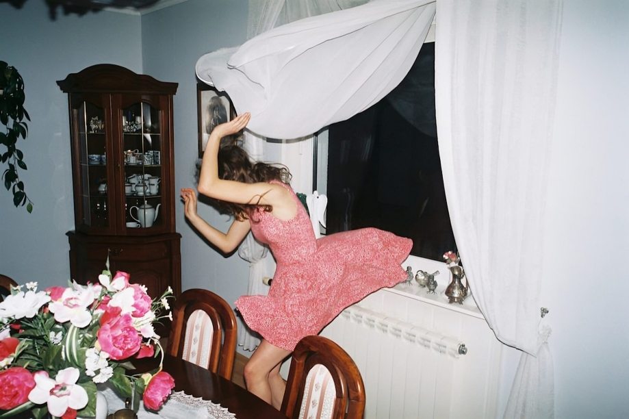When It All Falls Apart: Epic Pics Seconds Before the Oops